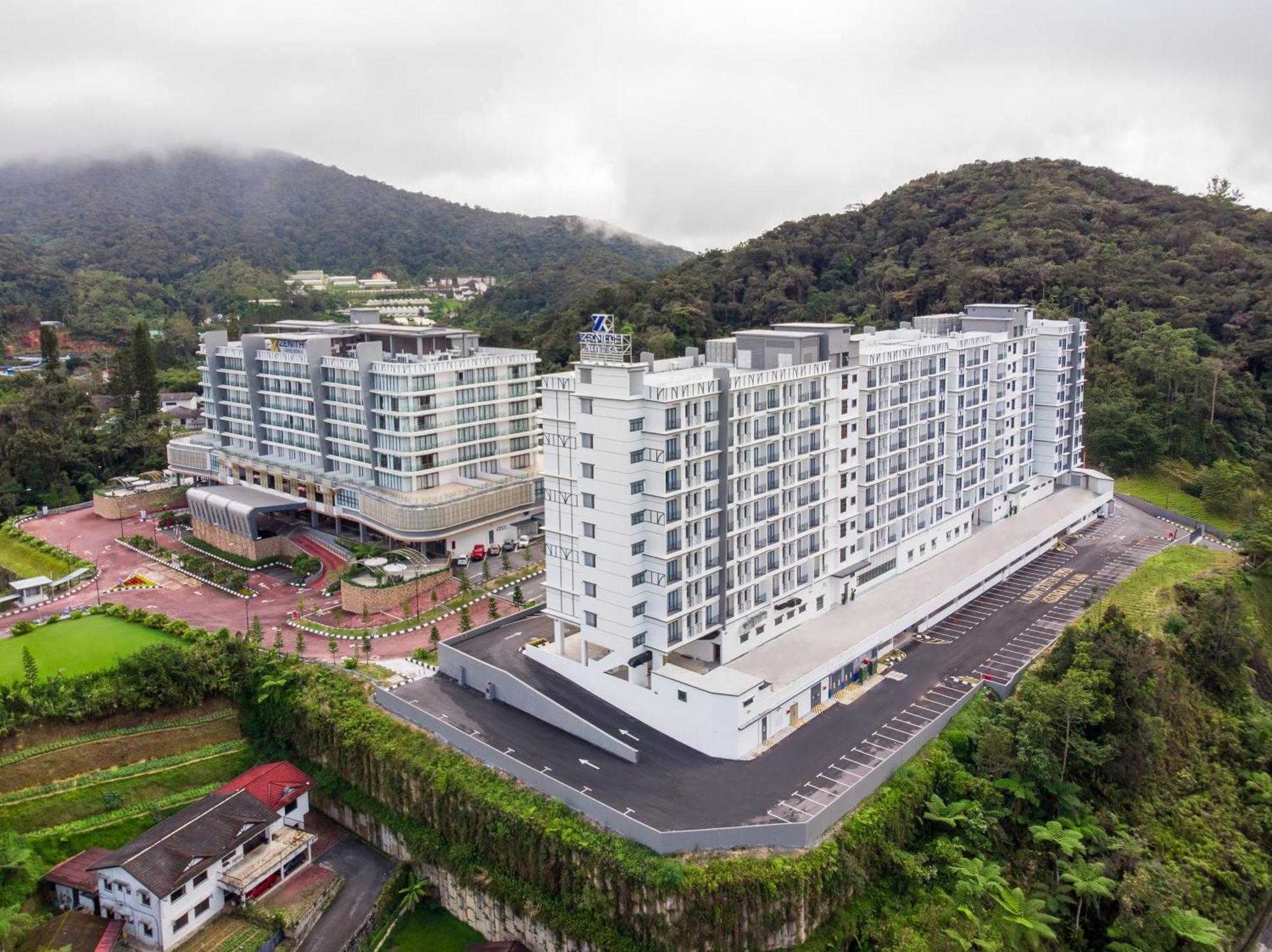 Zenith Suites Cameron Tanah Rata Exterior photo